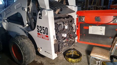 bobcat skid steer blows oil out of oil breather|skid steer 743 oil leak.